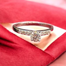 0,42 Cts Rotondo Brillante