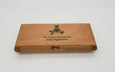 Scatola portasigari in legno 3, Organizzazione Rilievo Mondo di Montecristo, vuota, 7,5” x 3”