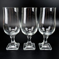 3 bicchieri birra design anni