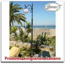 Lampione in ghisa e acciaio per casa giardino parco palo completo di globo