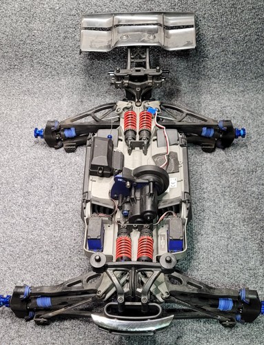 Traxxas revo 0 - e, 1.0