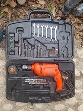  Trapano Black&Decker | Con 10 Punte - Metro 3m- Chiavi Inglesi - Livella