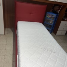 letto singolo con materasso Usato Ma In Buonissime Condizioni
