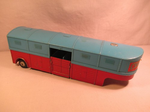 Corgi major toys chipperfield - major,