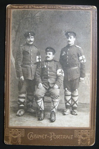 Foto cartolina armadio croce - cartolina,