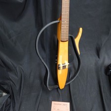 Yamaha SLG-100S Chitarra