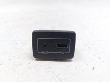 735642605 CONNETTORE USB LANCIA YPSILON III (312) 1.2 B 8V MAN 5M 70CV 2016 5P B