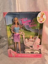 Mattel Walking Barbie e Baby