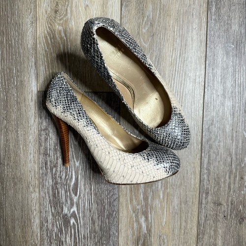 Stuart weitzman décolleté - stuart,