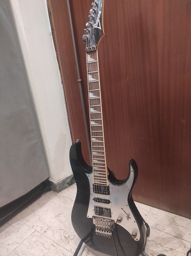 Chitarra elettrica usata - chitarra,