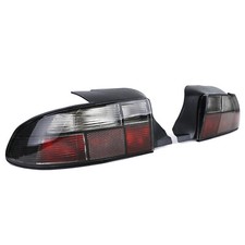 Luci posteriori nere fumo