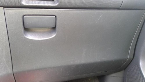 Vano portaoggetti toyota yaris - vano,