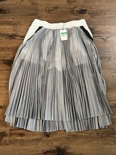 Nike x Sacai gonna a pieghe