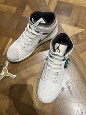 AIR JORDAN 1 MID SE (GS) -
