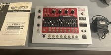 Roland EF-303 con manuale e alimentatore originali