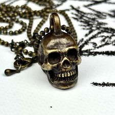 collana teschio numero (n)ine s/s 2006 'benvenuti all'ombra'