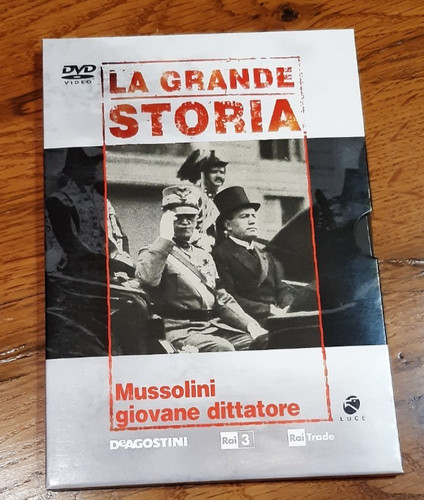 Mussolini giovane dittatore - mussolini,
