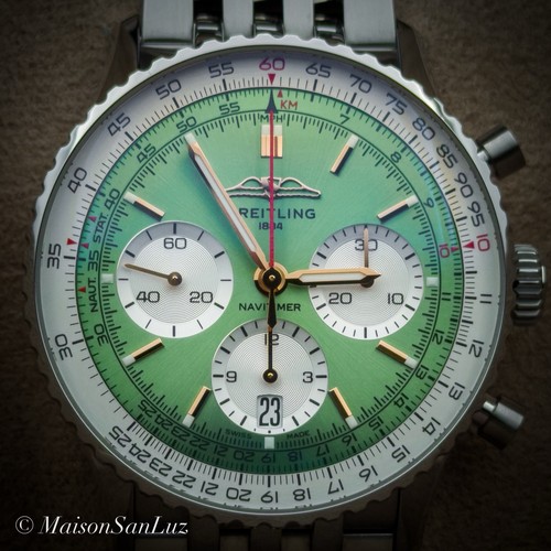 Breitling navitimer b01 - navitimer,