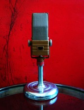 Microfono a nastro vintage