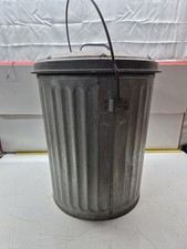 Pattumiera in metallo acciaio