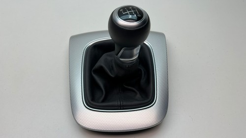 8u0864261a audi pomello - q3,