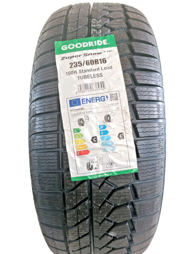 Gomme nuove 235 - nuove, r16