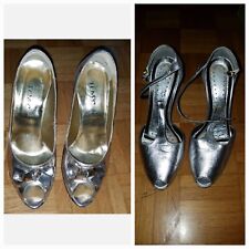 2 paia di scarpe spuntate num