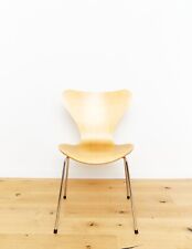 Sedia Arne Jacobsen 3107 per Fritz Hansen I 1 di 3