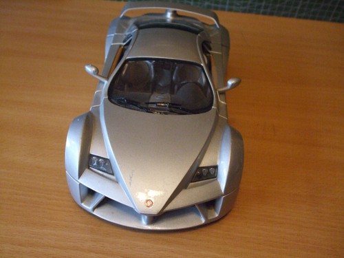 Bburago prima giugiaro scala - giugiaro, (scala