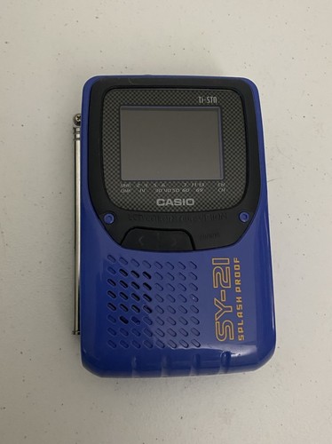 Vecchio televisore portatile - , a