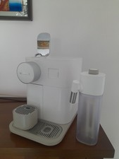 Delonghi Nespresso Gran Lattissima DeLonghi Macchina per Caffè Capsule 