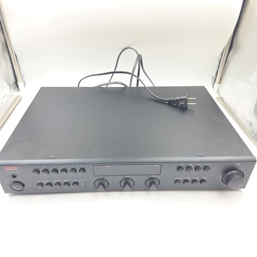 Sintonizzatore/preamplificator