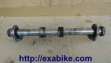 axe de roue arriere pour