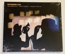 Exterior Lux by Jac Berrocal