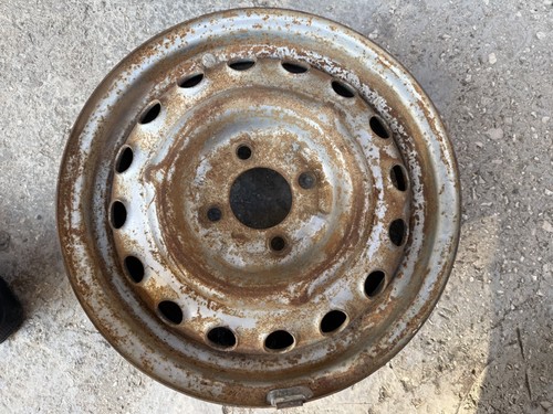 Cerchio ruota auto alfa - auto,