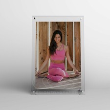 Cornice portafoto da tavolo cm 35 in plexiglass sostegni in metallo