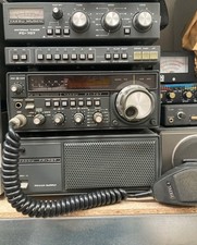 YAESU LINEA COMPLETA 4 PEZZI:  FT-707 + FP-707 + FV-707 DM + FC-707. INTROVABILE