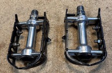 Coppia pedali bici da strada