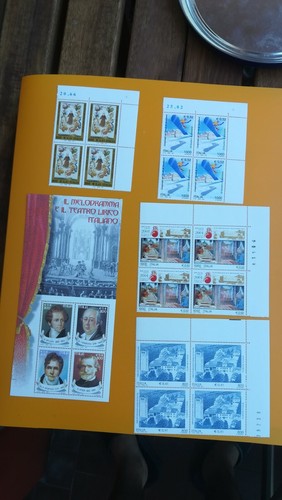 2001 francobolli quartine