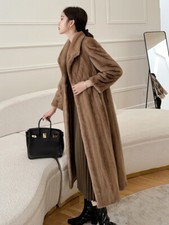 Nuovo cappotto di visone di