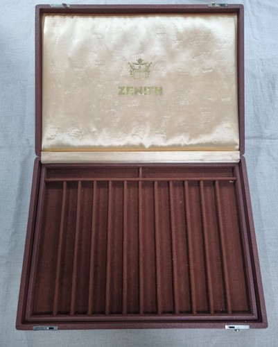 Zenith vintage maxi display