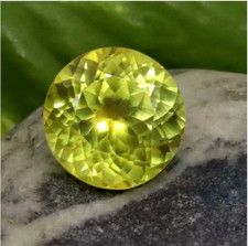 AAA+ Zaffiro Giallo Naturale