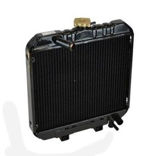 Radiatore adatto per trattore