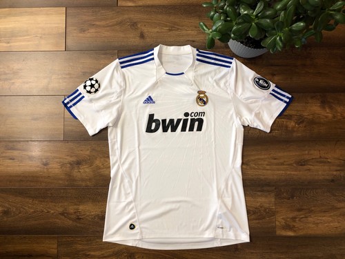 Real madrid 2010 2011 home - real, 2010-2011