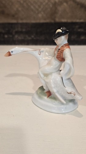 Rara statuina herend - rara,