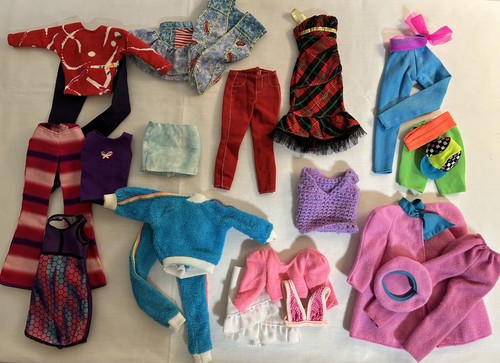 Lotto vestiti bambola - , barbie