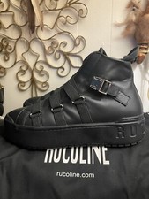 Stivaletti sneakers stringati