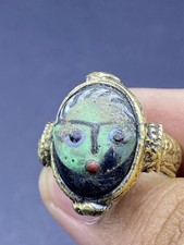 antico anello romano fenicio mosaico vetro faccia perline