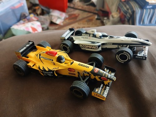 Two scalextric williams - scalextric, fw20