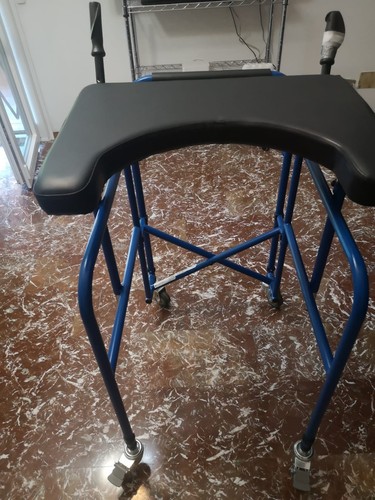 Deambulatore ascellare - deambulatore,